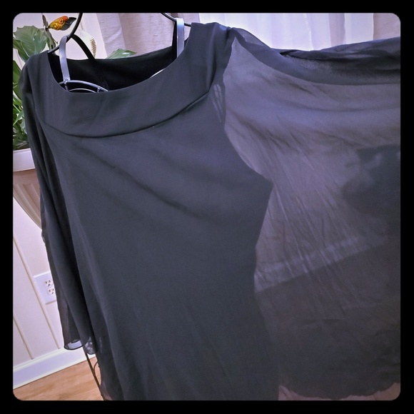 Black butterfly body con dress. - Picture 1 of 2